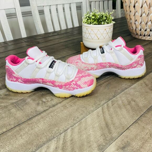 Nike Air Jordan 11 Retro Low Pink Snakeskin Women’s Sneakers Size 8.5 - Picture 5 of 7